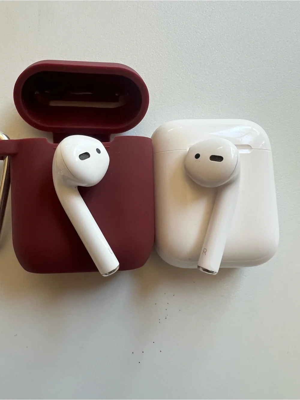 Apple wireless earbuds